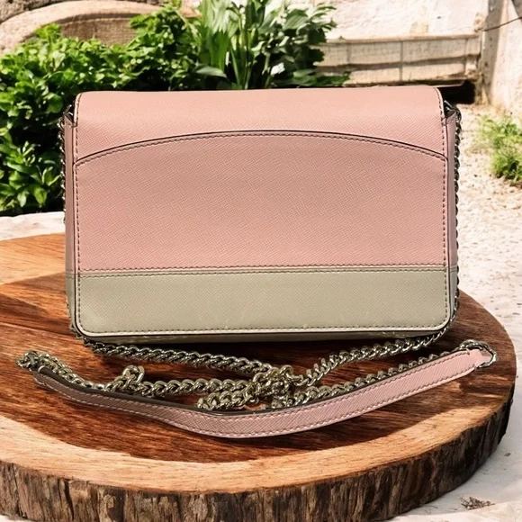 Kate Spade Pink & Grey Saffiano Leather Chain Crossbody Bag EUC - Picture 3 of 7
